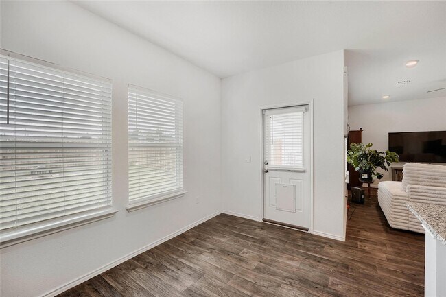Building Photo - 18517 Cremello Dr