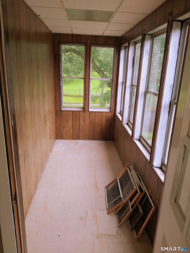 Building Photo - 3 Botsford St