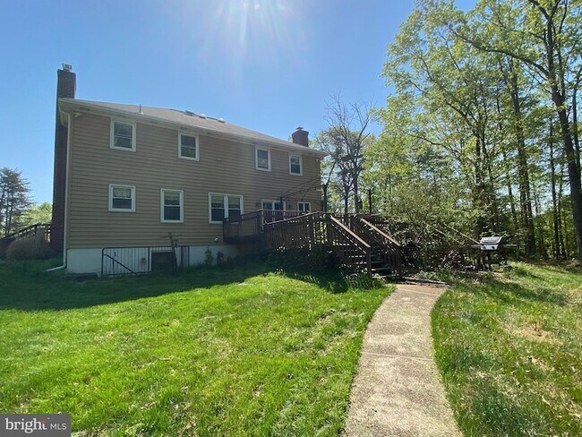 Building Photo - 14917 Lee Hwy