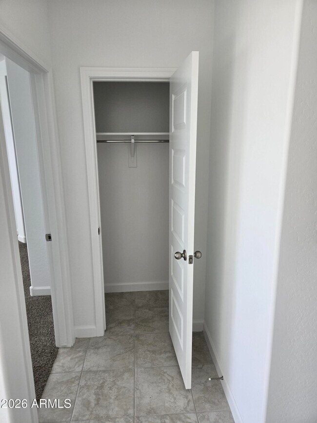 Building Photo - 5447 E Axle Ave