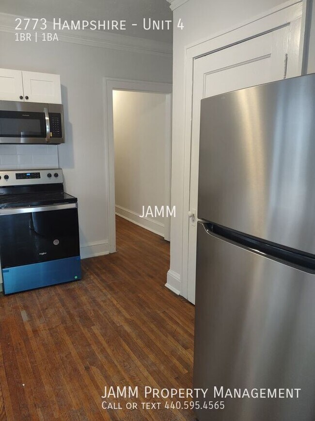 Building Photo - 2773 Hampshire-Unit 4