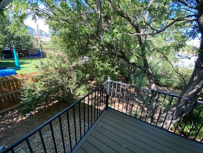 Building Photo - 1475 Chambers Dr