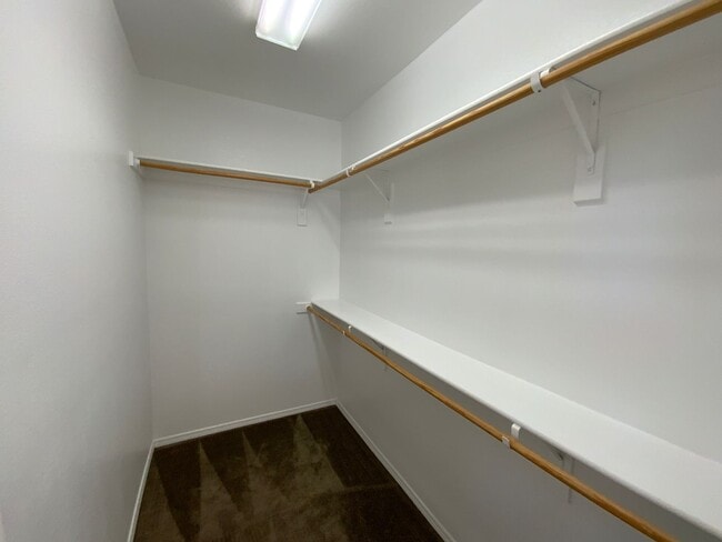 Building Photo - 3 Bedroom Single Story Home Available Near...