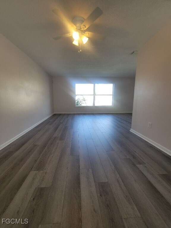 Building Photo - 2505 6th St W