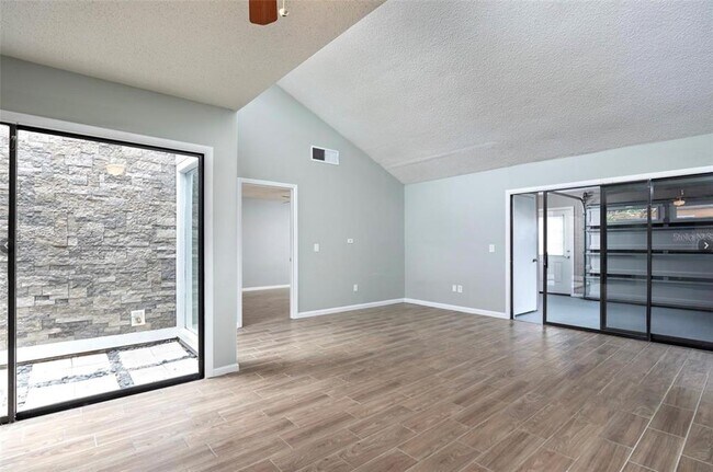 Building Photo - 2344 Flamingo Way