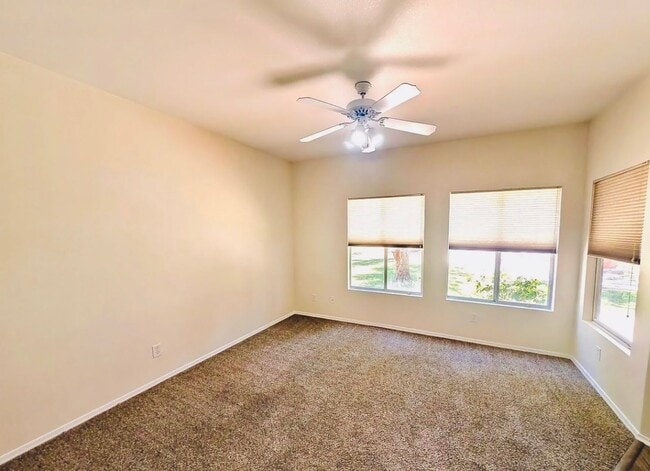 Building Photo - 3 Bedroom Townhome at Townes at Southpark ...