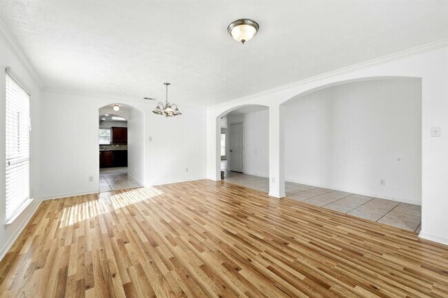 Building Photo - 5103 Beaubridge Ln