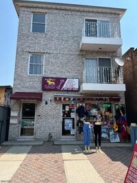 Building Photo - 621 Elizabeth Ave
