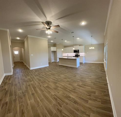 Building Photo - 905 Tippit Ln