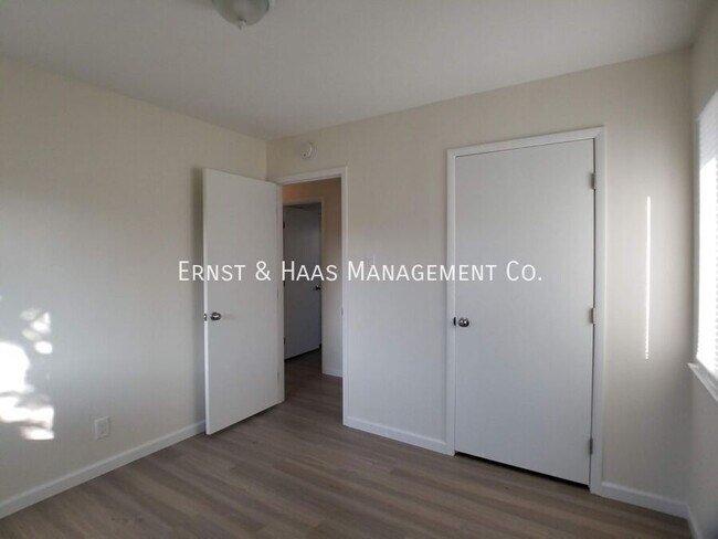 Building Photo - 3080 Palo Verde Ave
