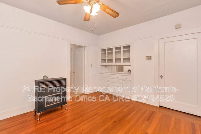 Building Photo - 816 22nd St