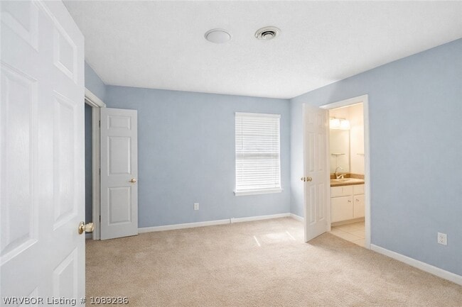 Building Photo - 3229 S 60th St