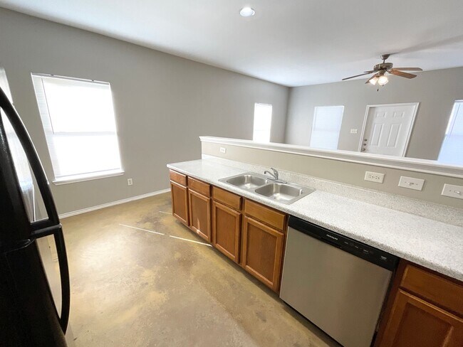 Building Photo - Lovely 2-story | 3-bedroom | 2.5-bath town...