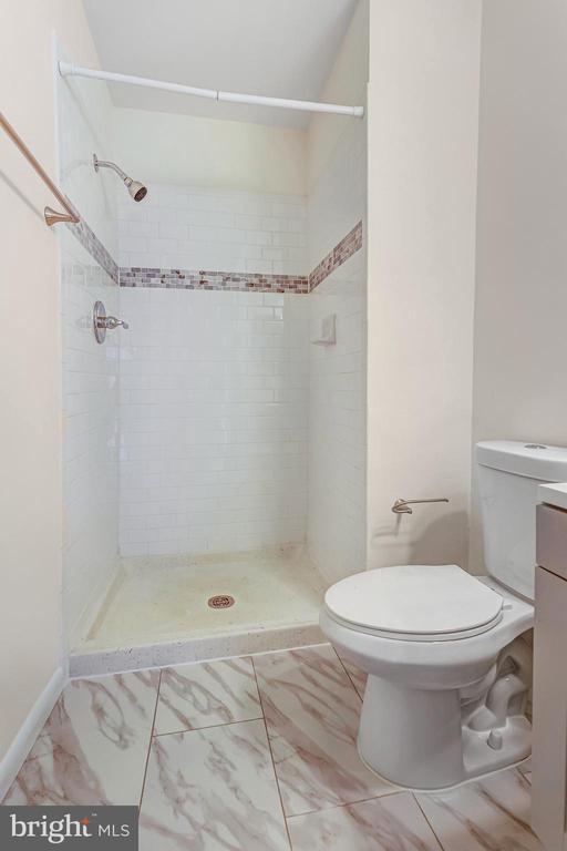 Building Photo - 4923 Casimir St