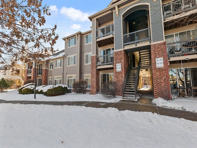 Building Photo - Bright 2 Bed, 2 Bath Condo in Fort Collins!