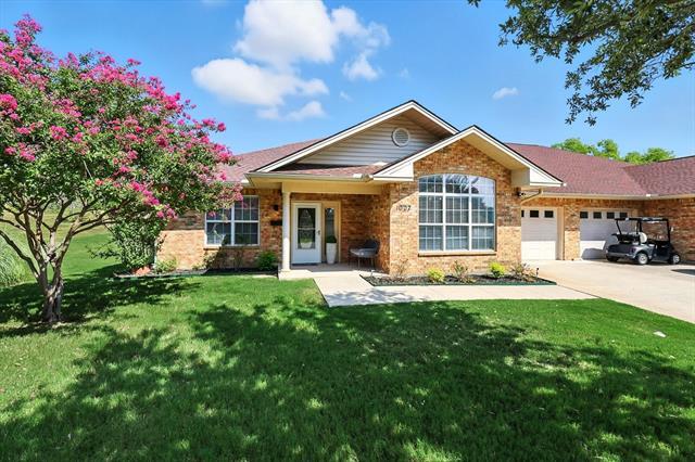 Building Photo - 3901 Montecito Dr