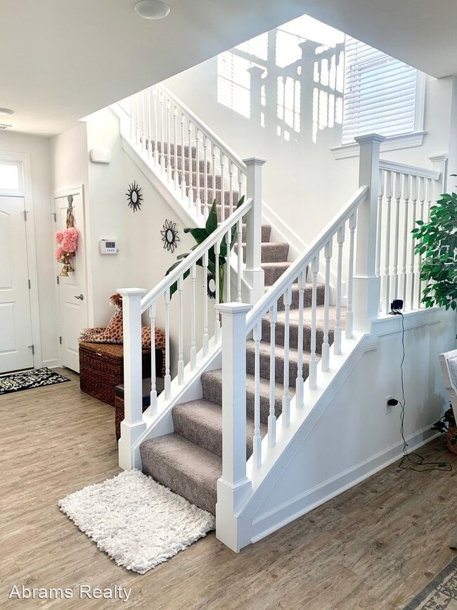 Building Photo - 4 br, 2.5 bath House - 4168 Archstone Drive