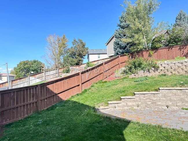 Building Photo - 1041 W Laurenwood Ln