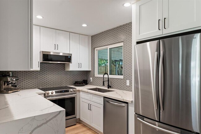 Building Photo - 4412 Dovemeadow Dr