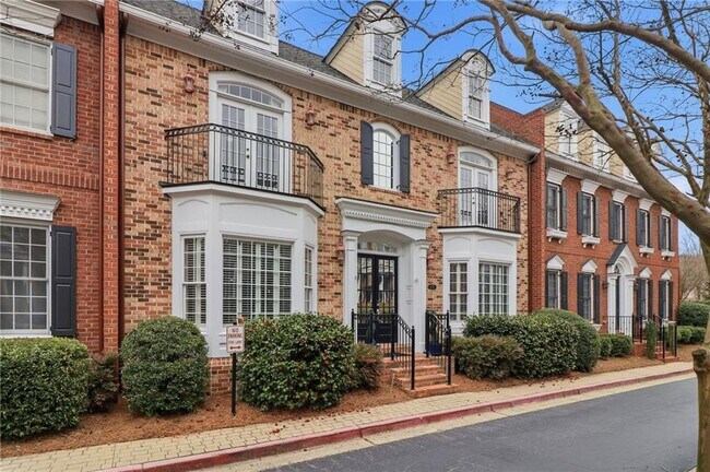 Building Photo - 4738 Ivy Ridge Dr SE