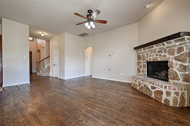 Building Photo - 1216 Realoaks Dr