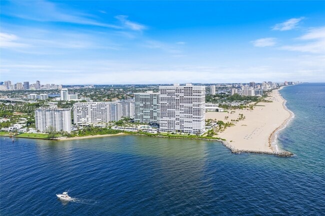 Building Photo - 2100 S Ocean Dr