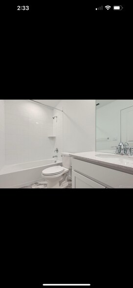 Building Photo - 6770 Juniper Dr
