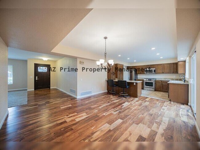 Building Photo - 1610 E Windjammer Way