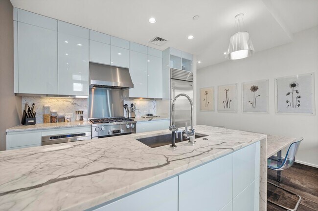 Building Photo - 200 Congress Ave.