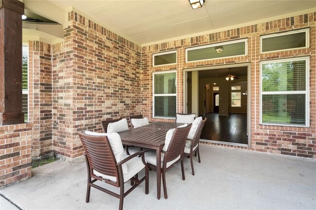 Building Photo - 2 Prairie Falcon Place