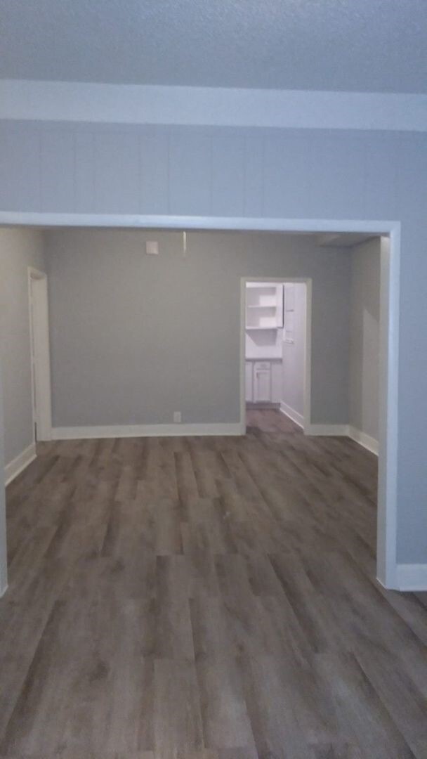 Building Photo - 1409 9th St