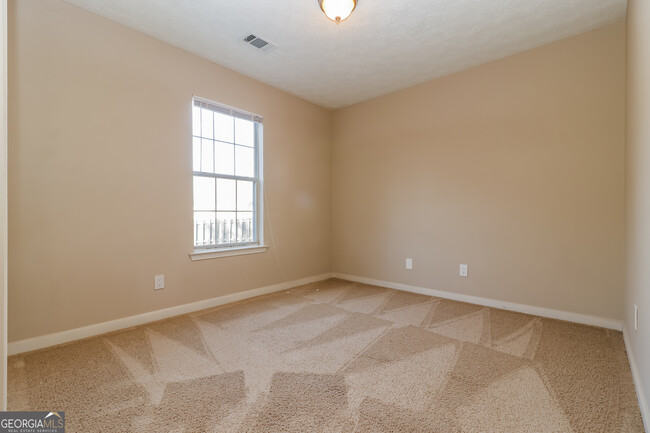 Building Photo - 10631 Cherry Cove