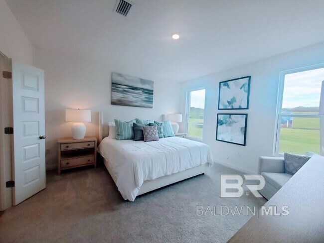 Building Photo - 3840 Casita Cir