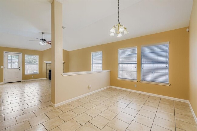 Building Photo - 441 Keystone Loop