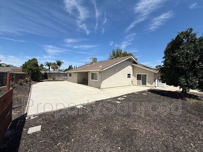 Building Photo - 1444 Snead Ct