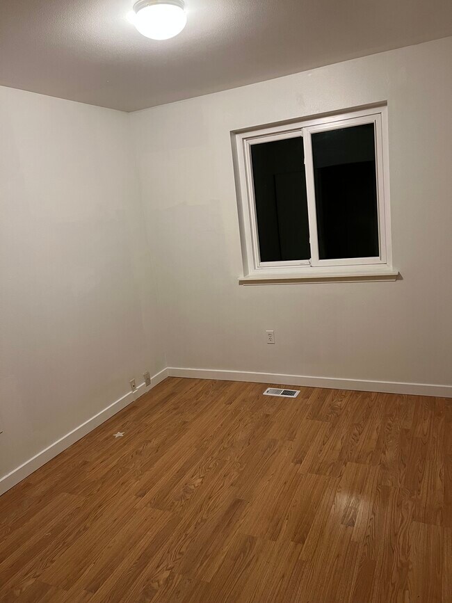 Building Photo - 1227 187th St Ct E