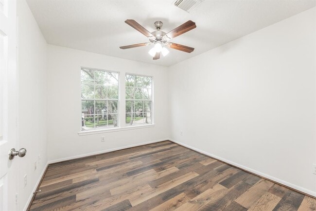 Building Photo - 5026 Bellmead Dr