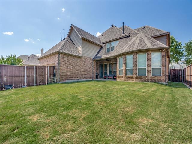 Building Photo - 1811 Marshall Dr