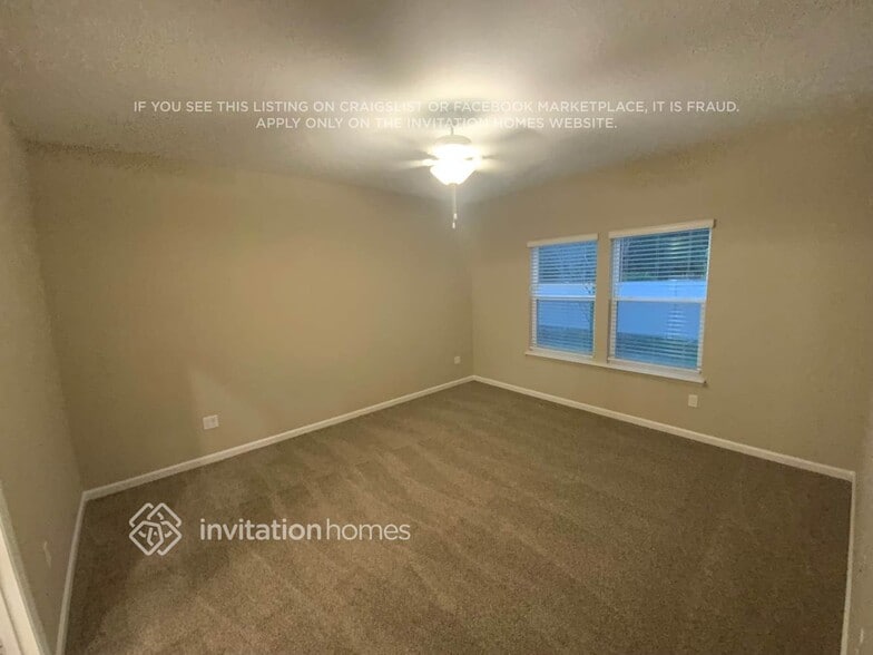 Building Photo - 11370 Oyster Creek Rd