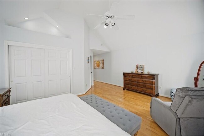 Building Photo - 2212 Creeks Edge Dr