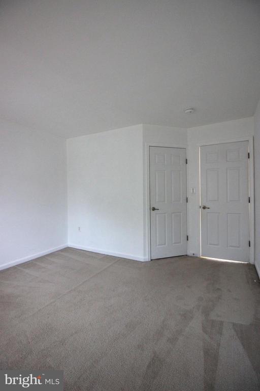 Building Photo - 9577 5th Pl