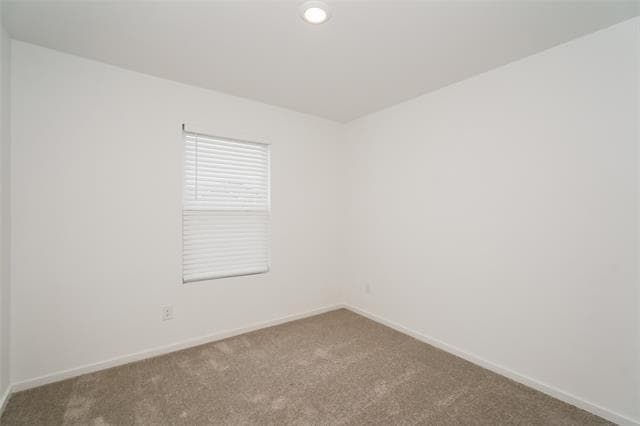 Building Photo - 1121 Tufted Dr