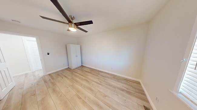 Building Photo - 5165 Remington Rd