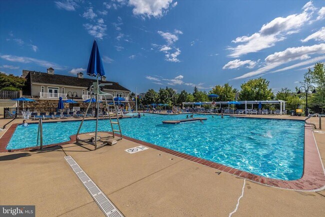 Building Photo - 3635 Stone Barn Dr