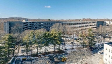 Building Photo - 200 Swanton St