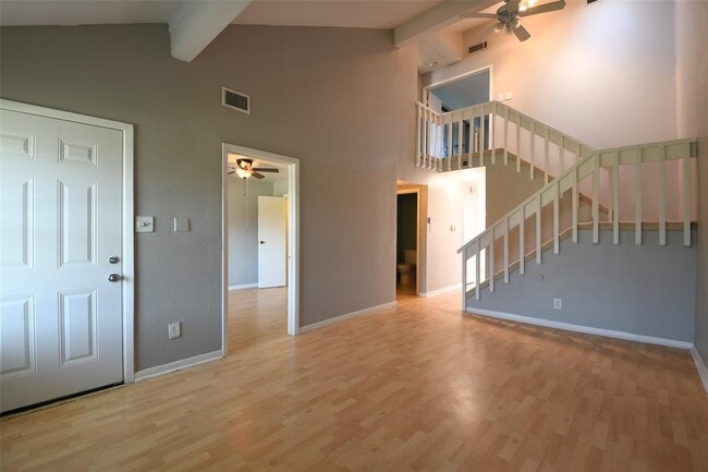 Building Photo - 7521 Beaudelaire Cir