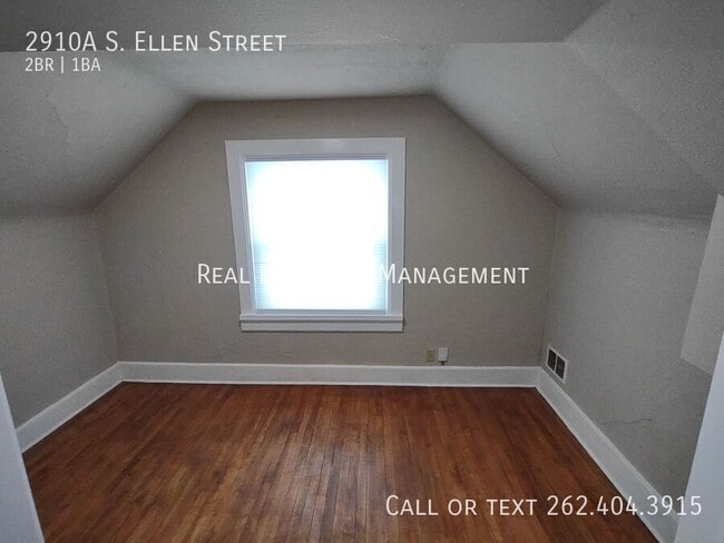 Building Photo - 2910 S Ellen St