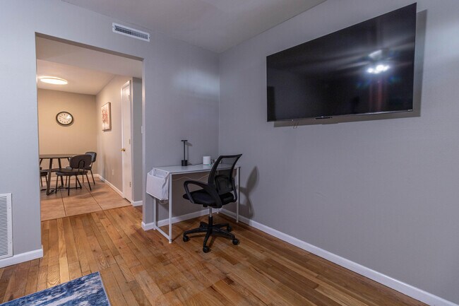 Building Photo - 210 W El Cortez Dr