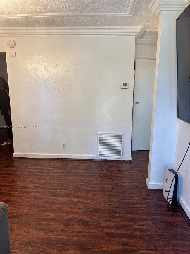 Building Photo - 6329 Fletcher St