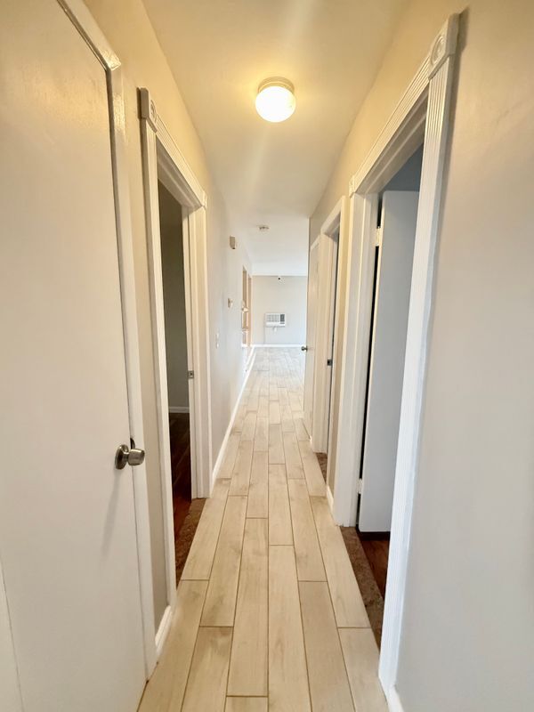 Building Photo - 415 West Dr